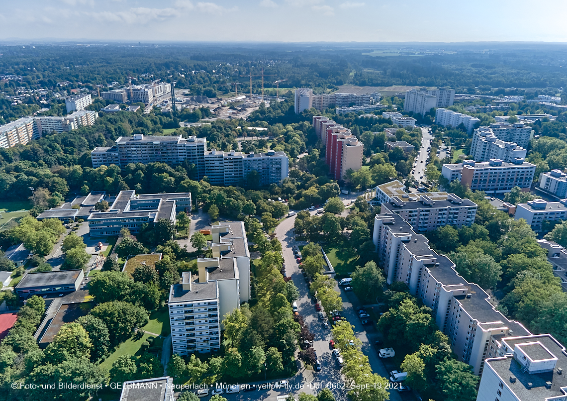 19.09.2021 - Wohnanlage Annette-Kolb-Anger und Umgebung in Neuperlach 